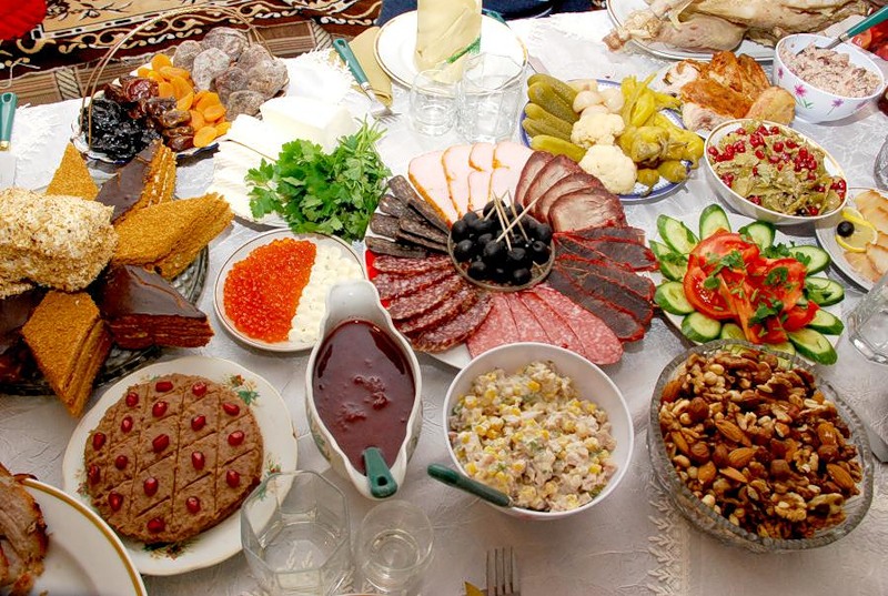 Стол должен ломиться от яств!»: гостей в Армении в новогодние праздники потчуют лишь самым лучшим - Dalma News