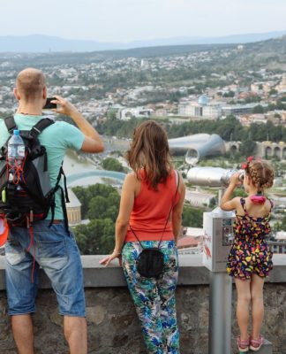 Туризм в Грузии продолжает рост: за третий квартал 2025 года страну посетили 3 миллиона человек